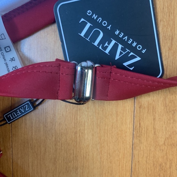 Zaful High Waisted Triangle  2 Pc. Burgandy Bikini size 8 NEW - Picture 9 of 13